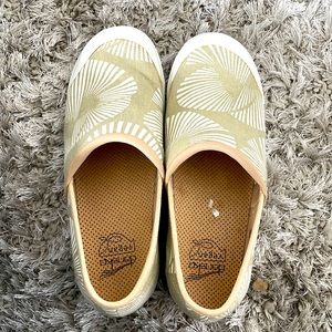 Vegan Dansko/ Size 38